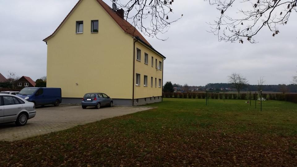 Thumbnail-Vermieten ab sofort eine 2-Zimmer-Wohnung im Dachgeschoss