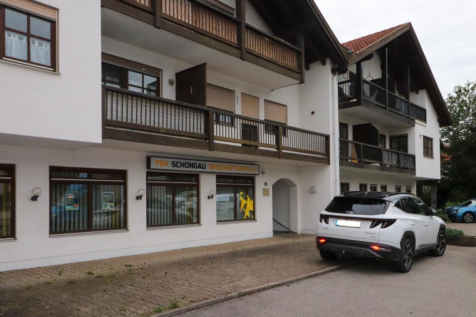 Thumbnail-Gewerberäume im Erdgeschoss mit drei Stellplätzen in zentraler Lage von Schongau