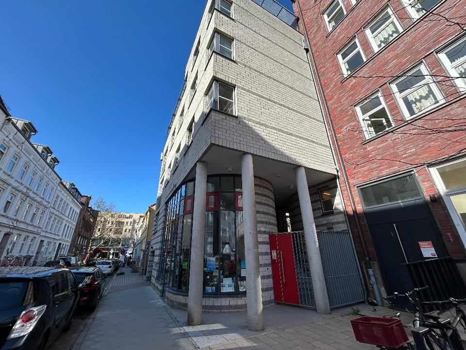 Thumbnail-Einmaliges Penthouse in Toplage mitten in Ottensen mit großzügiger Sonnenterrasse, neu möbliert