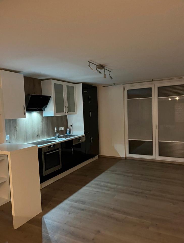 Thumbnail-Großzügige Wohnung zu vermieten