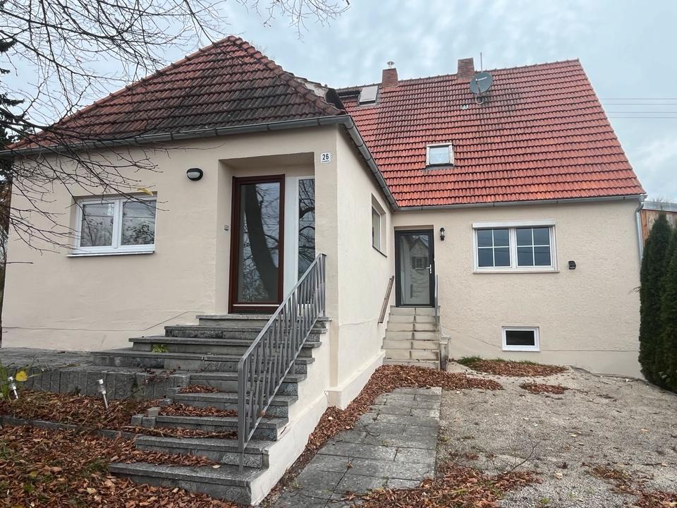 Thumbnail-Großzügige, helle 3-Zimmer Erdgeschosswohnung in Harburg