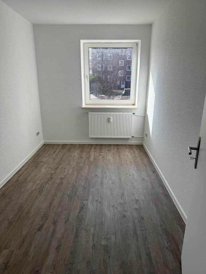 Thumbnail-Renovierte 4- ZKB in Wilhelmshaven ( Berliner Platz)