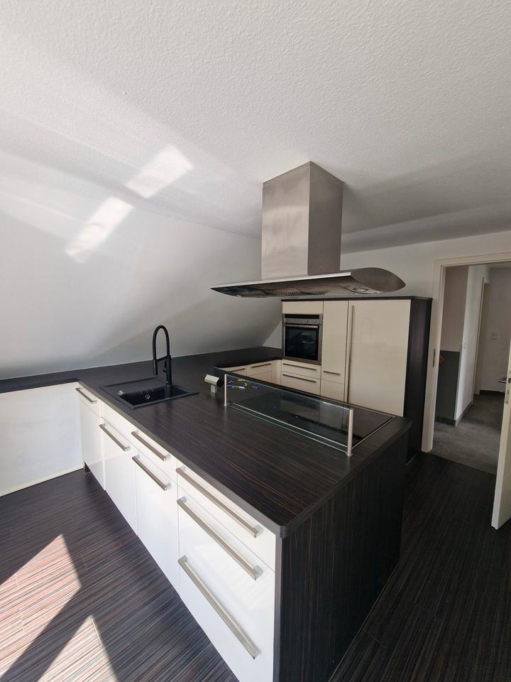 Thumbnail-Helle 98 m² Wohnung mit Garage & Terrasse in Roffhausen
