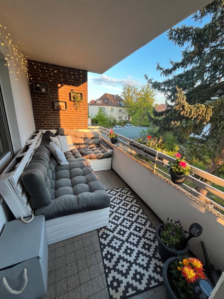 Thumbnail-Helle 3,5-Zimmer-Wohnung mit Balkon in zentraler und ruhiger Lage