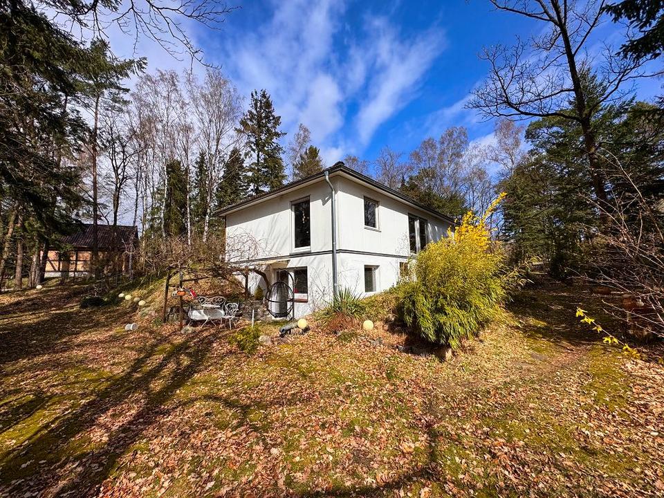 Thumbnail-Von privat: Einfamilienhaus (Bungalow) mit großem Grundstück