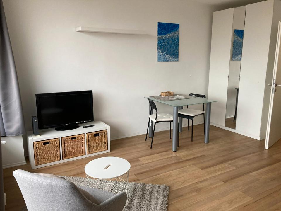 Thumbnail-Möbliertes Business-Apartment mit Balkon | 32 m² | Offenbach Zent