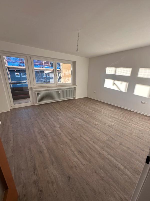 Thumbnail-Frisch saniert & großzügiger Balkon! 3-Zimmer-Wohnung im 2. OG