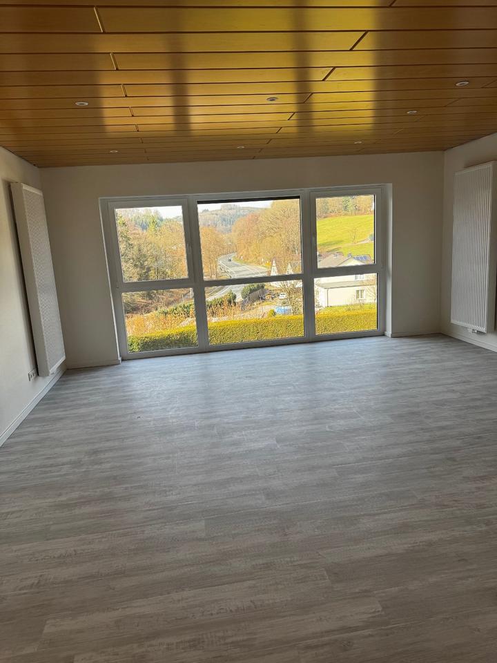 Thumbnail-Kernsanierte 2-Etagen Wohnung | 145 m² | 5 Zi. | 3 Bäder | EBK