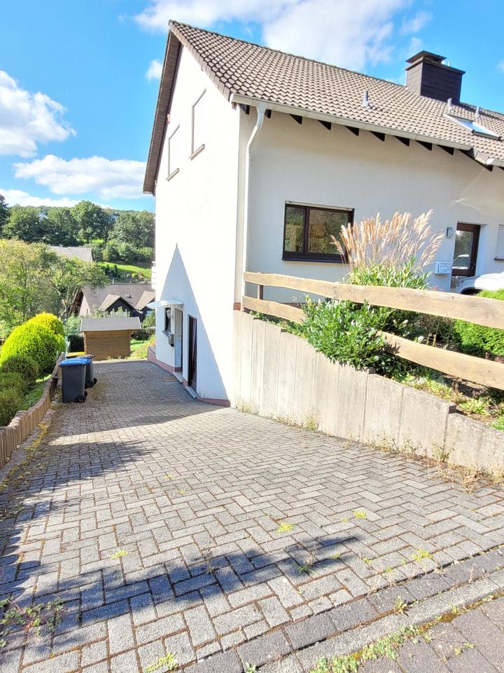 Thumbnail-Schönes Haus mit 2 Wohnungen in TOP-Lage 57074 Siegen-Bürbach