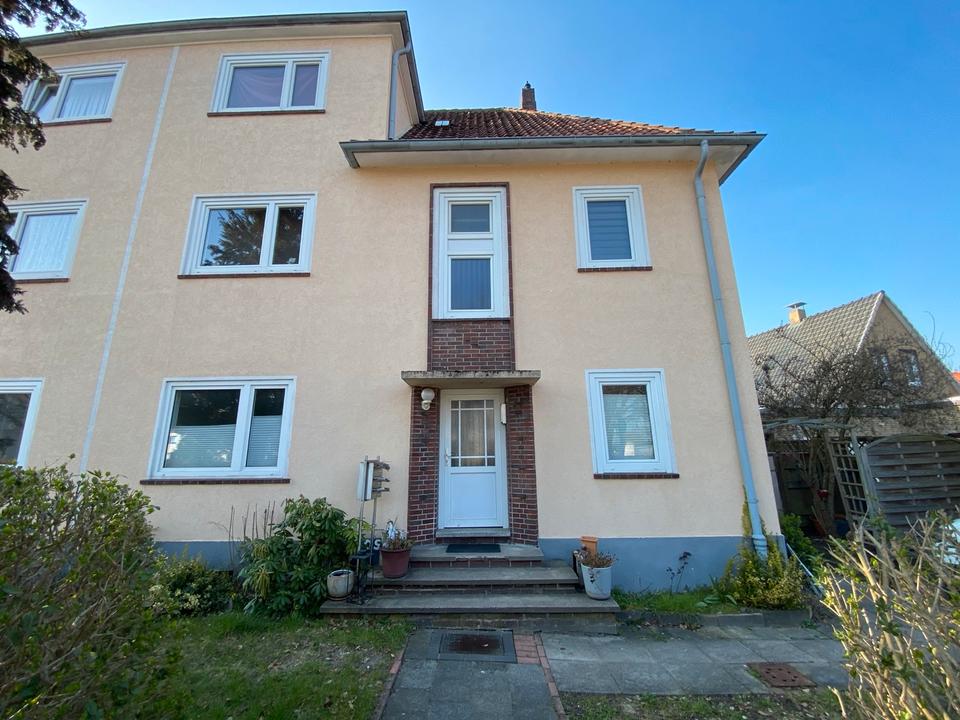 Thumbnail-65 m2, 3 Zimmer-Wohnung mit Keller, Stadtteil Adelheide,