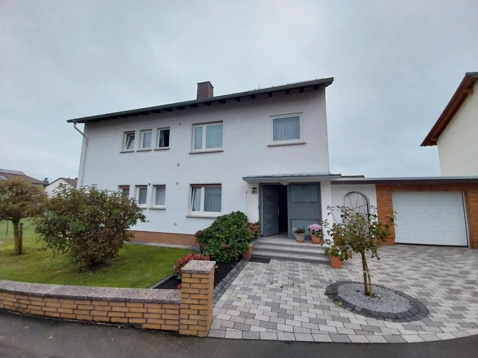 Thumbnail-Einfamilienhaus Zweifamilienhaus