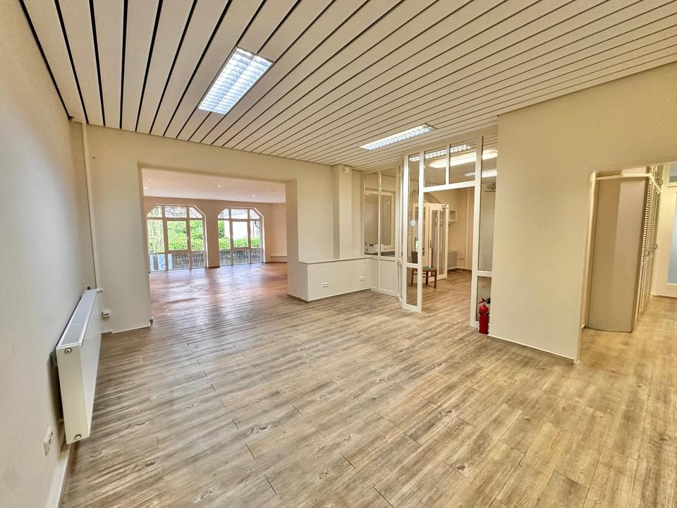 Thumbnail-Büro-Praxisflächen in Stadtvilla im Zentrum Schwarzenbeks