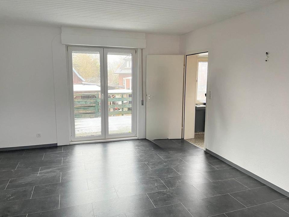 Thumbnail-2 Zimmer Wohnung in Burscheid-Blasberg ab sofort zu vermieten