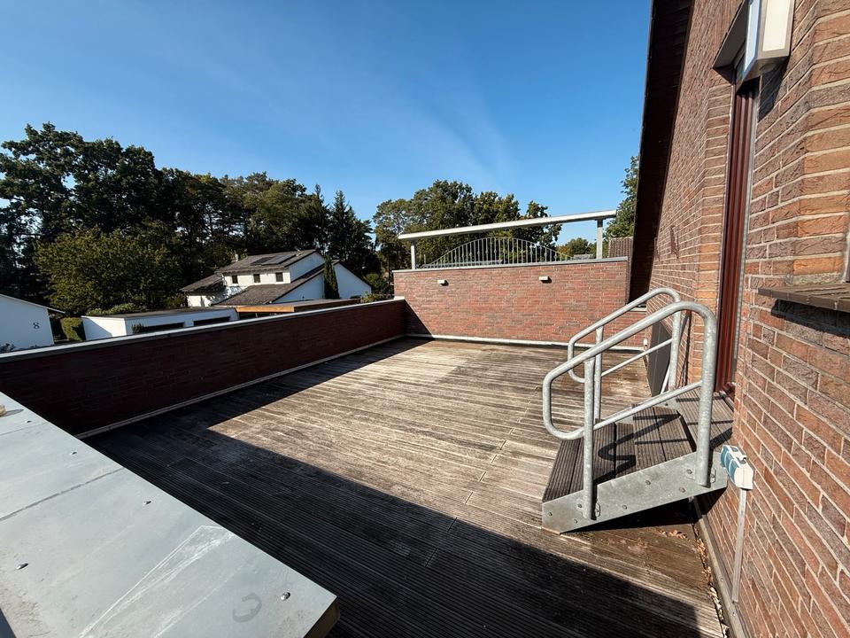 Thumbnail-MODERNE 2 ZIMMER DACHGESCHOSS-WOHNUNG