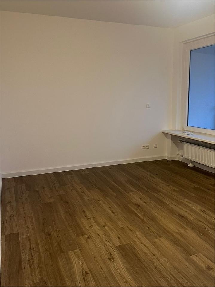 Thumbnail-Neu sanierte 2 Zimmer Wohnung *Hamburg, Wandsbek*