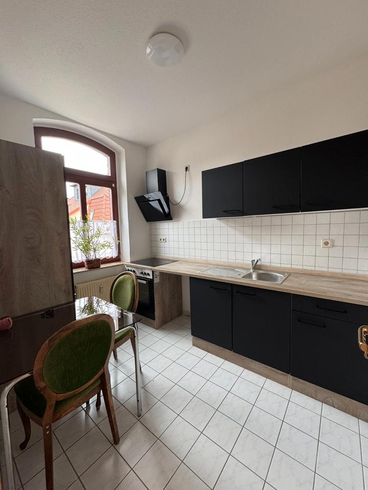 Thumbnail-großzügige 2 Raum-Wohnung mit Küche Nähe Park der Generationen