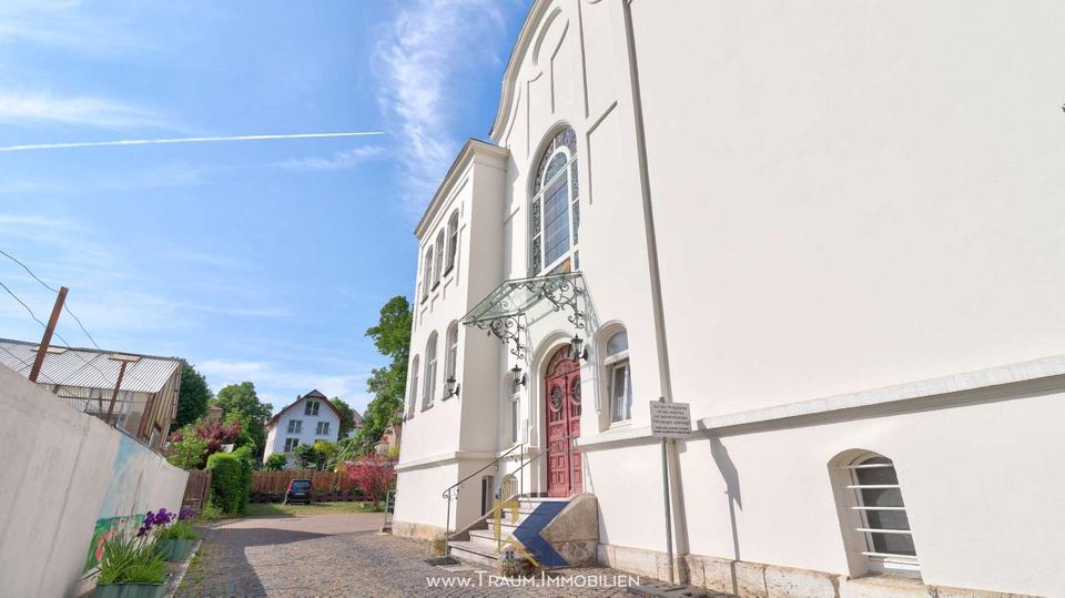 Thumbnail-2-Zi.-Whg. im EG mit Einbauküche in einer herrschaftlichen Villa!