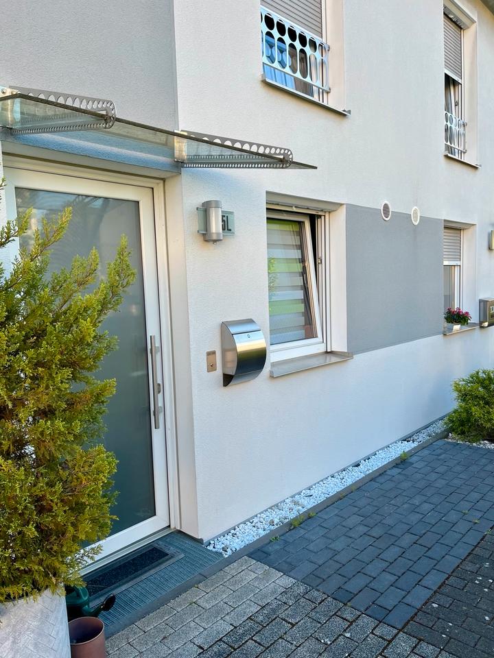 Thumbnail-Provisionsfrei! Reihenmittelhaus in Hanau-ink. Stellplatz