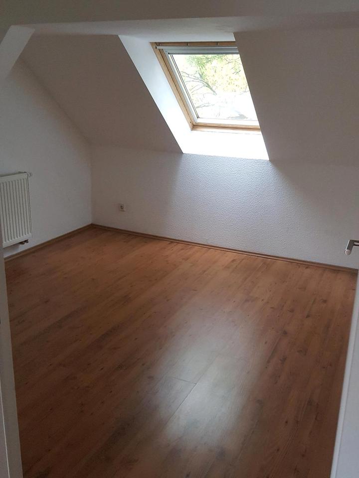 Thumbnail-Verkaufe 3 Zimmer Dachgeschosswohnung mit großer Terrasse