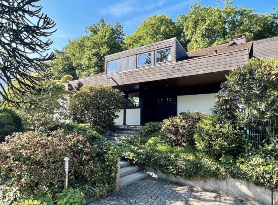 Thumbnail-Zu vermieten: 3-Zimmer-Wohnung im Architektenhaus