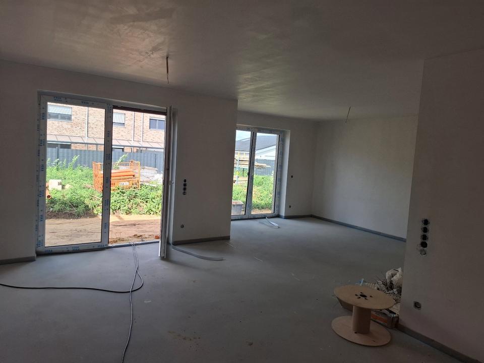 Thumbnail-Erstbezug moderne Doppelhaushälfte mit Garage