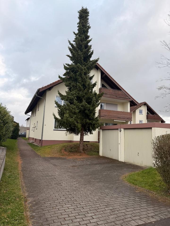 Thumbnail-Vermietete 3-Zimmer-Eigentumswohnung in Petersberg mit Balkon, Ke