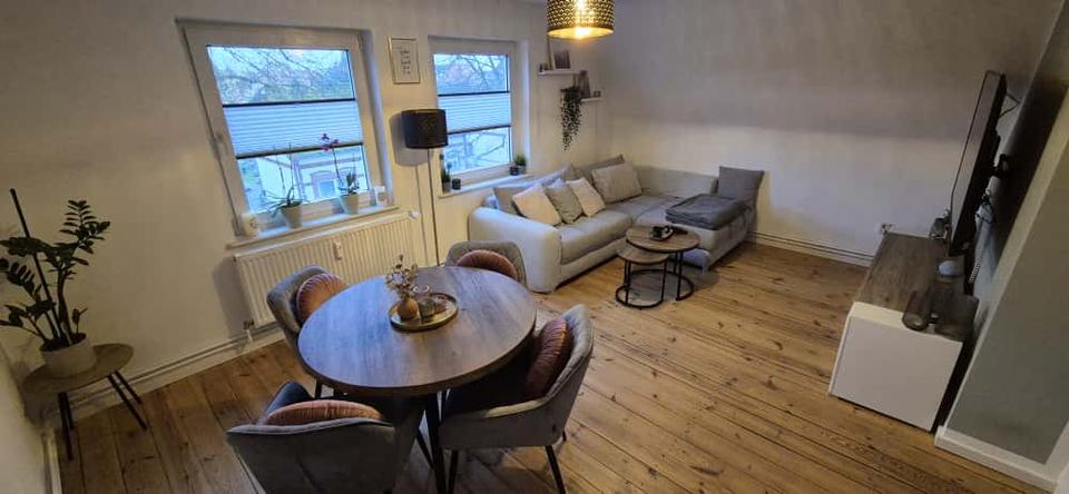 Thumbnail-Helle Dachgeschosswohnung in ruhiger Lage zu vermieten