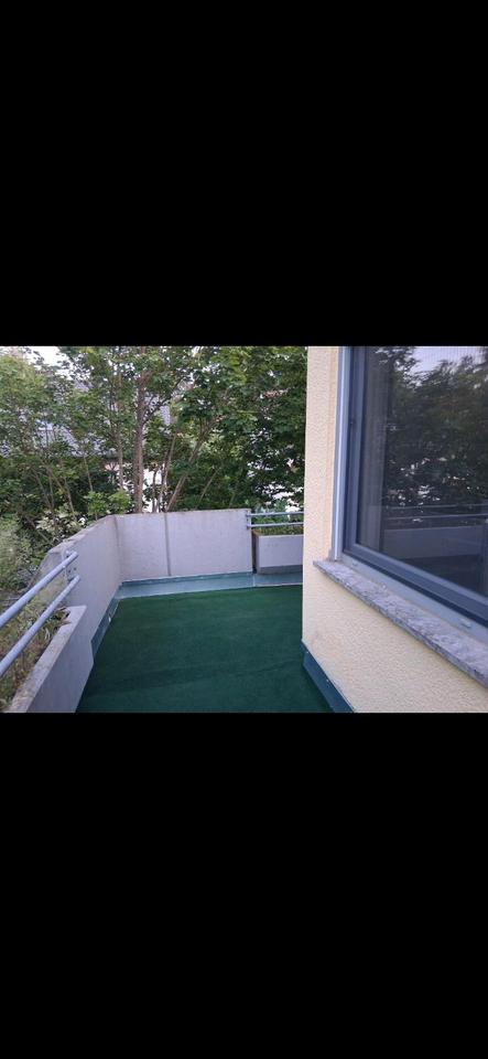 Thumbnail-2-Zi-Whg mit Balkon, Küche und Garagenstellplatz PROVISIONSFREI