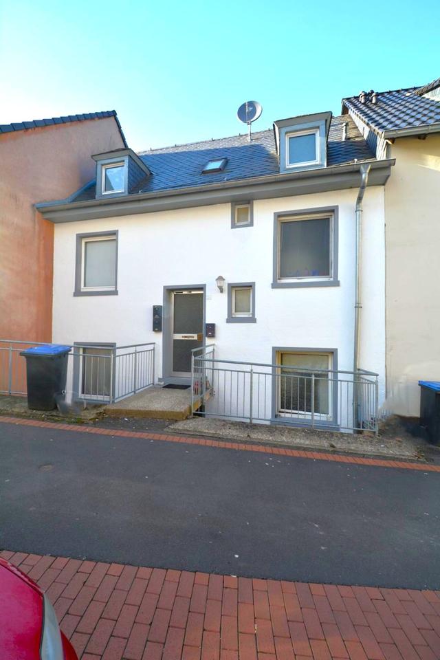 Thumbnail-Schöne, möblierte 1-Zimmer-Wohnung im Zentrum von Gerolstein