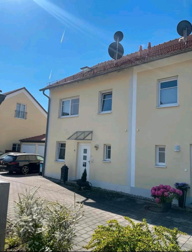 Thumbnail-Helle Doppelhaushälfte in ruhiger Top Lage von Erding