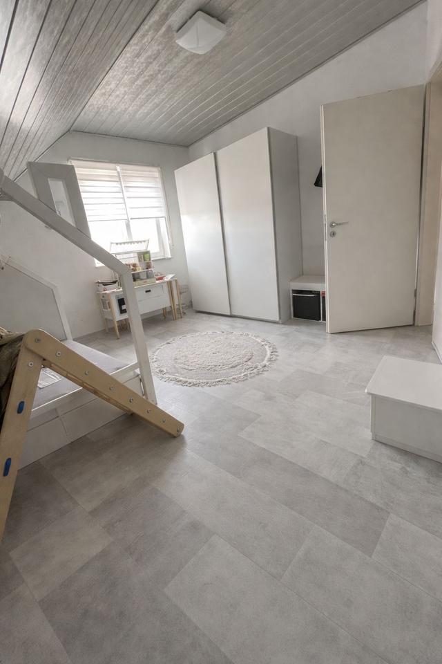 Thumbnail-Helle 3-Zimmer Dachgeschosswohnung mit Balkon in Obrigheim