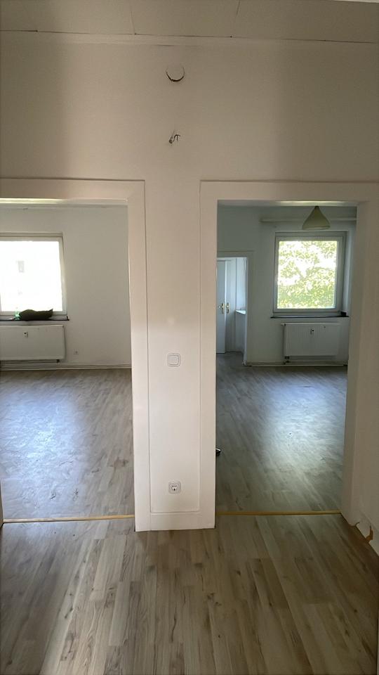 Thumbnail-MODERNE 2-ZIMMER-WOHNUNG im Altbau
