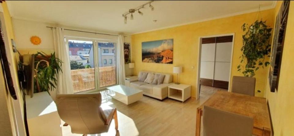 Thumbnail-Zwischenmiete: Helle 55 m² Wohnung mit Balkon in Sülz