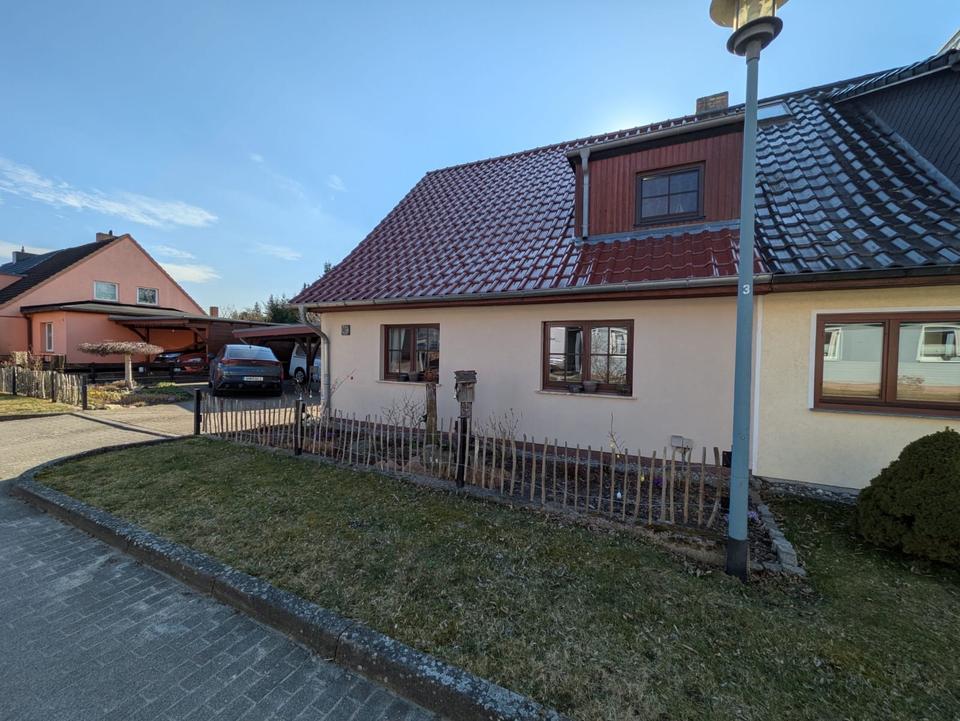 Thumbnail-Moderne DHH Teilsaniert, Barrierefrei mit gepflegtem Grundstück