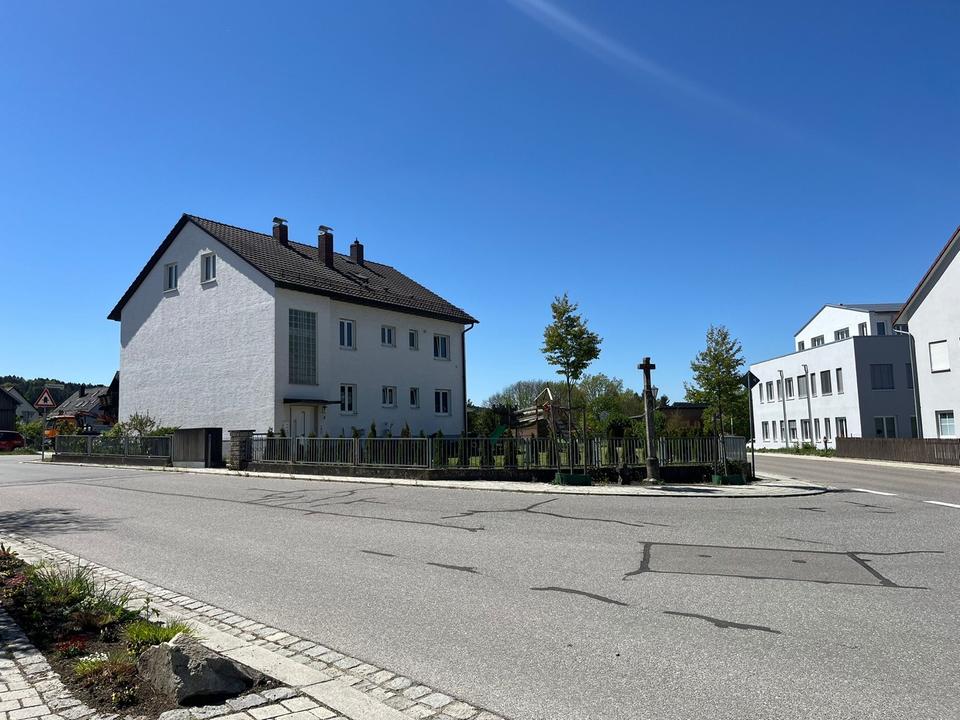 Thumbnail-Mehrfamilienhaus in Wenzenbach