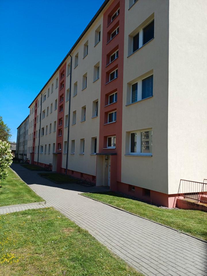 Thumbnail-sanierte 2-Zimmer Mietwohnung in 99638 Kindelbrück mit Balkon usw