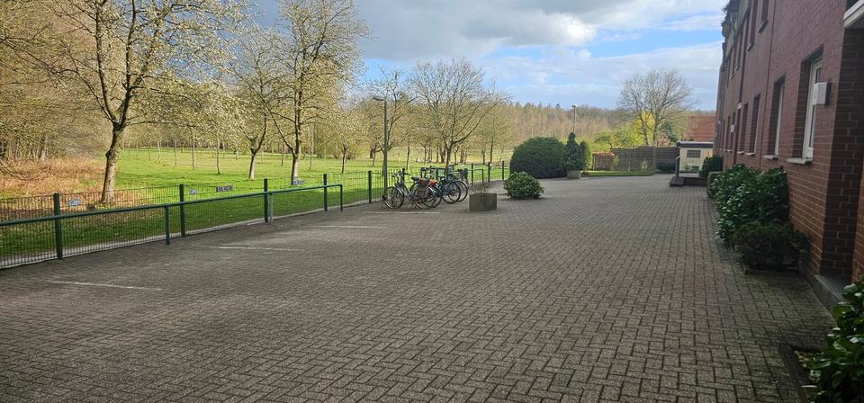 Thumbnail-Schöne, helle 3 Zimmer Wohnung, beste Lage, alles in der Nähe.