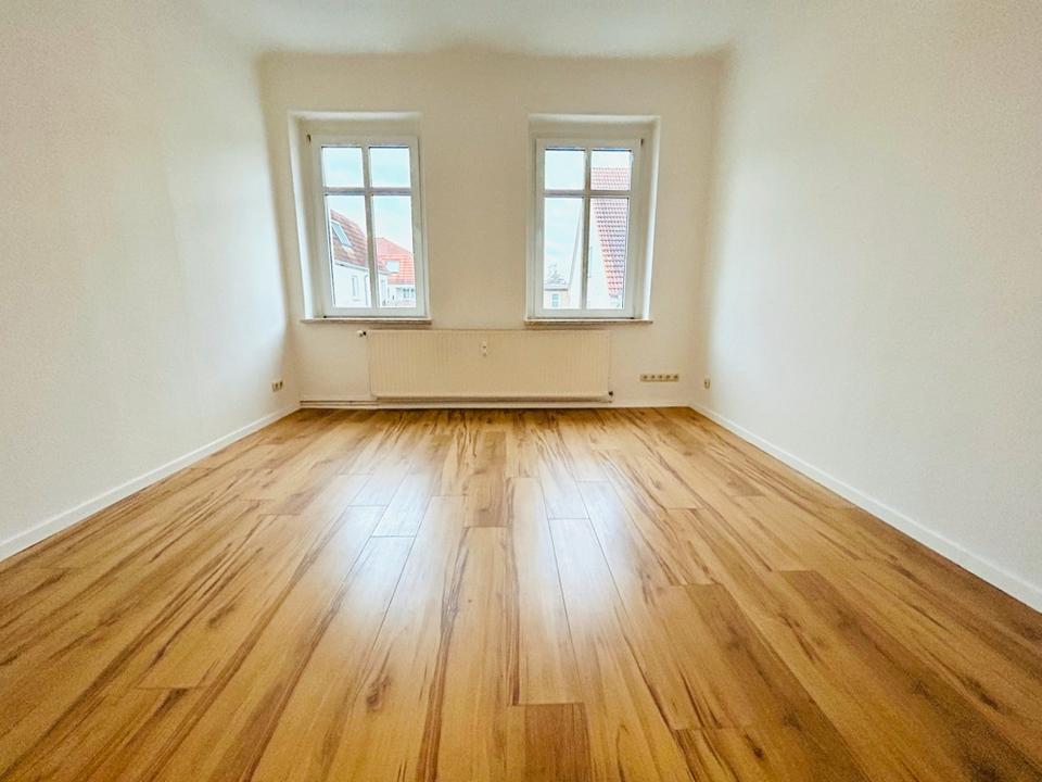 Thumbnail-schicke 2,5-Zimmer-Wohnung mit Balkon in Böhlen Großdeuben ***TOP*** ab sofort mit Stellplatz