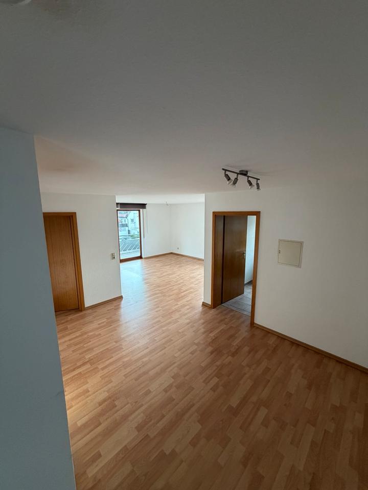 Thumbnail-2,5 Zimmer inkl. TG Stellplatz und Balkon in Wolfschlugen