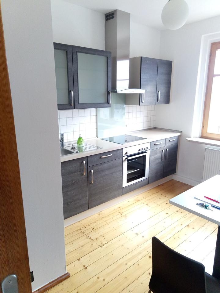 Thumbnail-2 Zi.-Whg. (Kulturdenkmal) - herrlicher Gartenruhige Lage - möbliert, Kachelofen