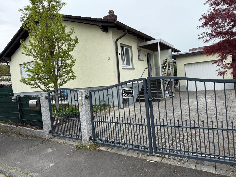 Thumbnail-Schönes Familienhaus