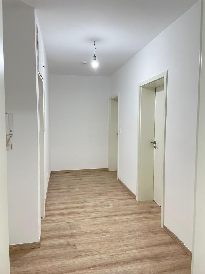 Thumbnail-Hunde Willkommen!!! Ein Paradies für Zwei- und Vierbeiner – 2 Zimmer, Balkon und Garage