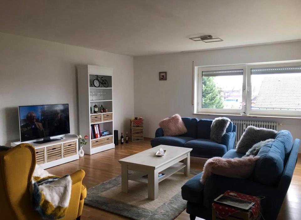 Thumbnail-4,5 Zi.-Whg. mit EBK, 2 Balkone und TG in Hüfingen