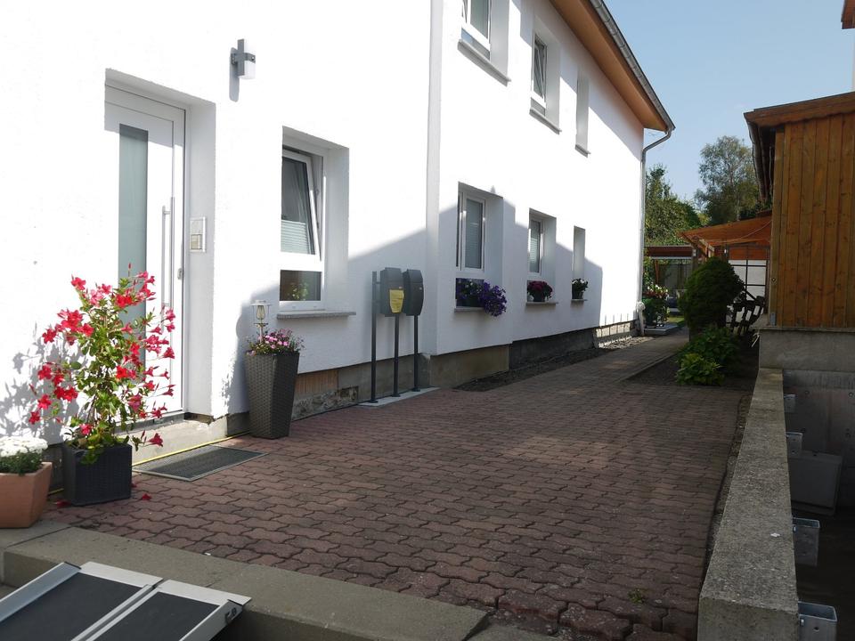 Thumbnail-01.04.26 - Großzügige 2-Zimmer-Wohnung mit Terrasse zu vermieten