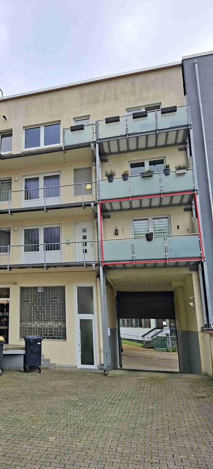 Thumbnail-2,5 Raum Wohnung 1.OG Westviertel Bilder in Renovierung