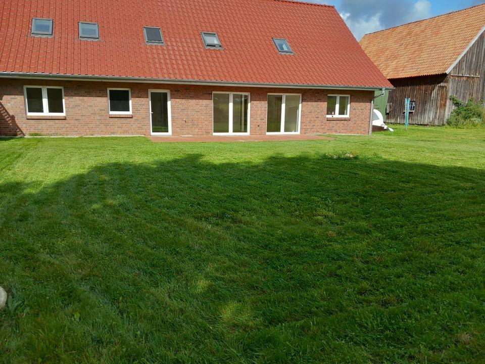 Thumbnail-Wohnen im Grünen DHH 5 Raum Wohnung 150 m² mit großem Garten