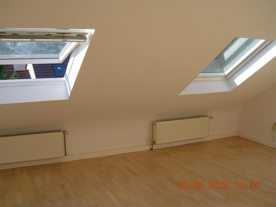 Thumbnail-Kleine helle Dachgeschosswohnung