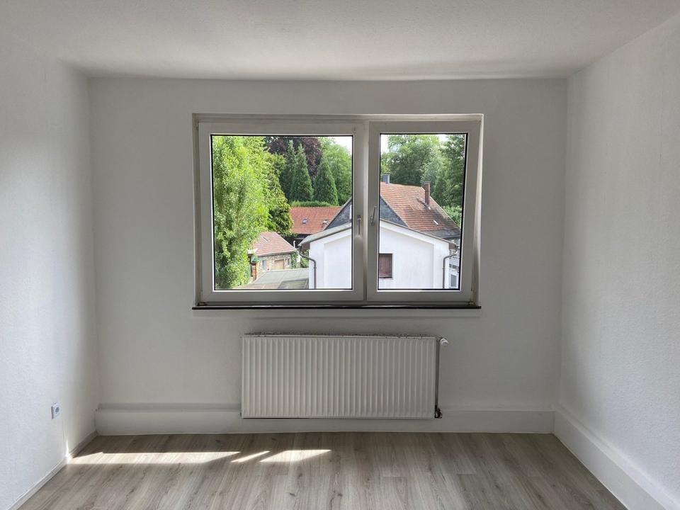 Thumbnail-Helle 3- Zimmerwohnung in Ennepetal- Altenvoerde