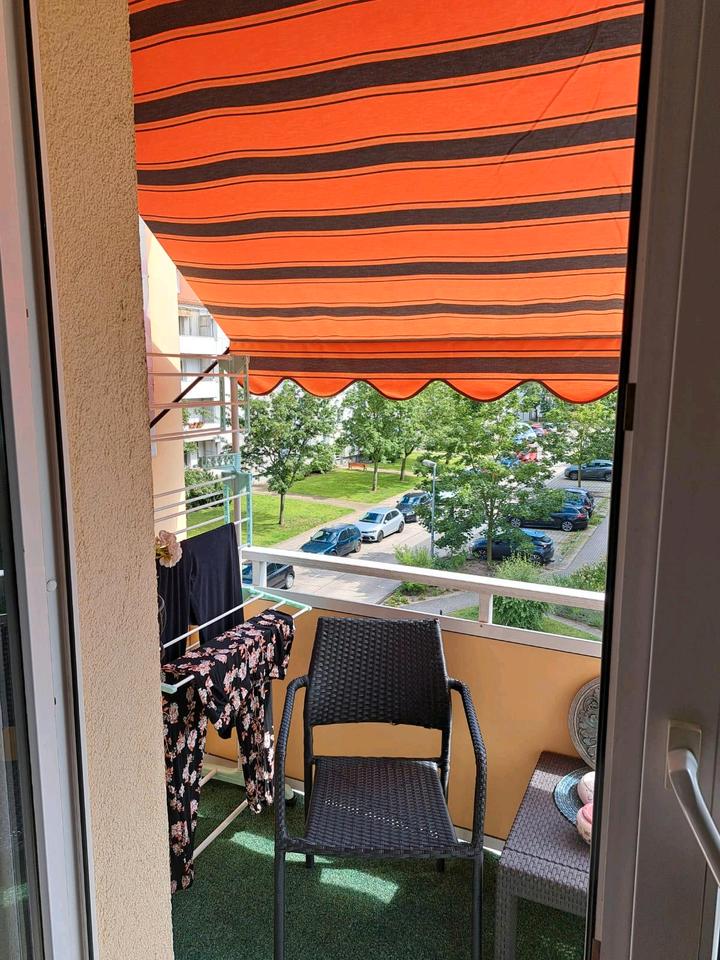 Thumbnail-sonnige 2 Zimmer Wohnung, Balkon, möbliert, Südstadt