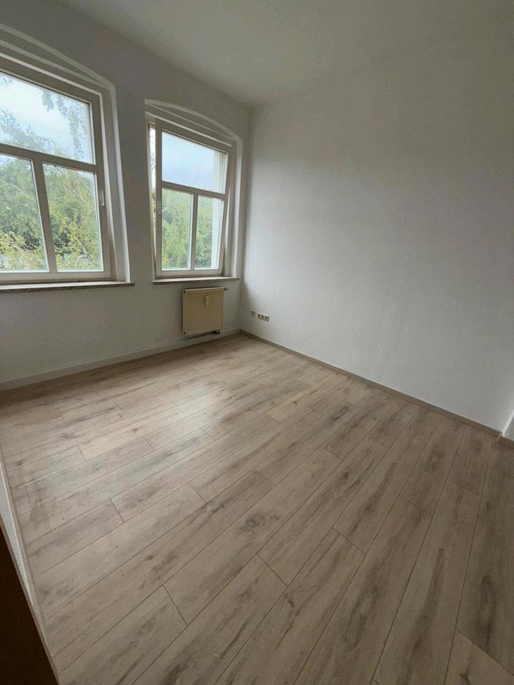 Thumbnail-Helle 2-Zimmer Wohnung (43 qm) - Ostvorstadt Plauen - 400 € warm